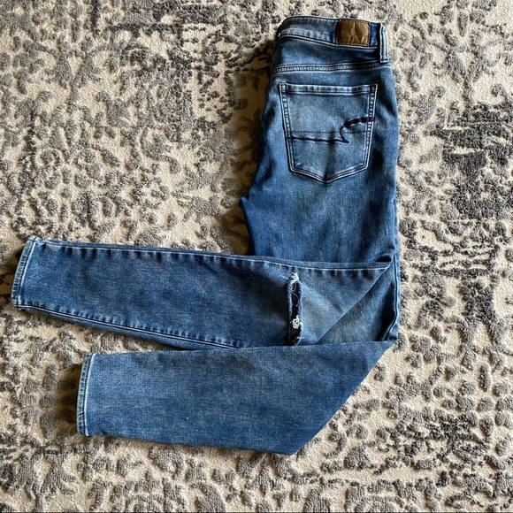 American Eagle Outfitters Denim - American Eagle super stretch acid wash jeans, medium wash